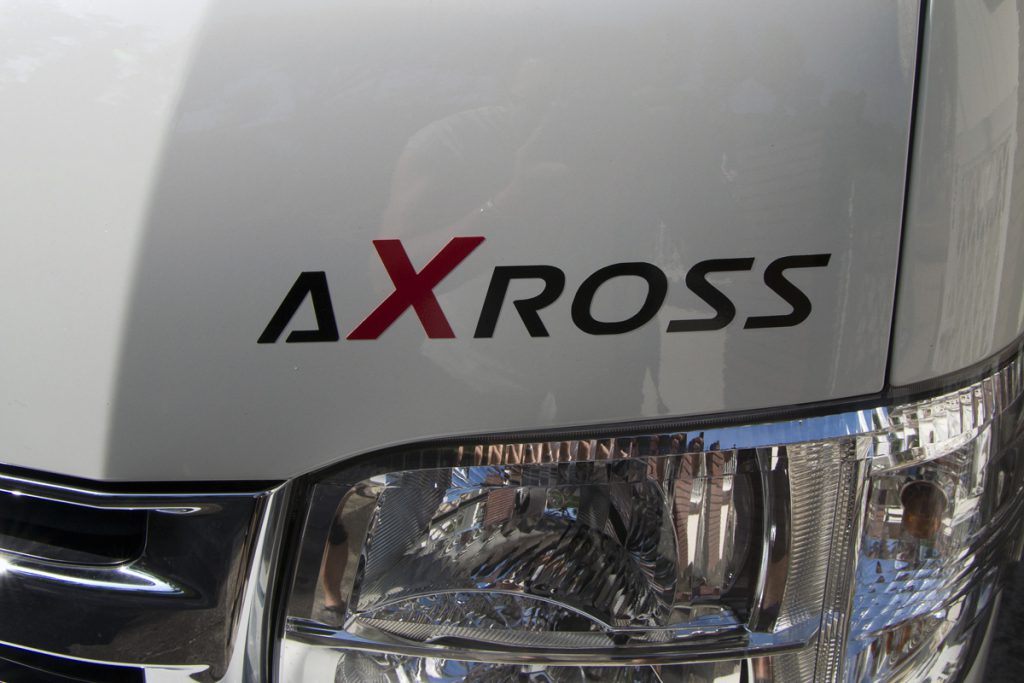 axross1